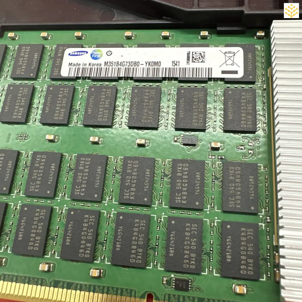 Samsung RAM memory module with visible memory chips on a green circuit board.