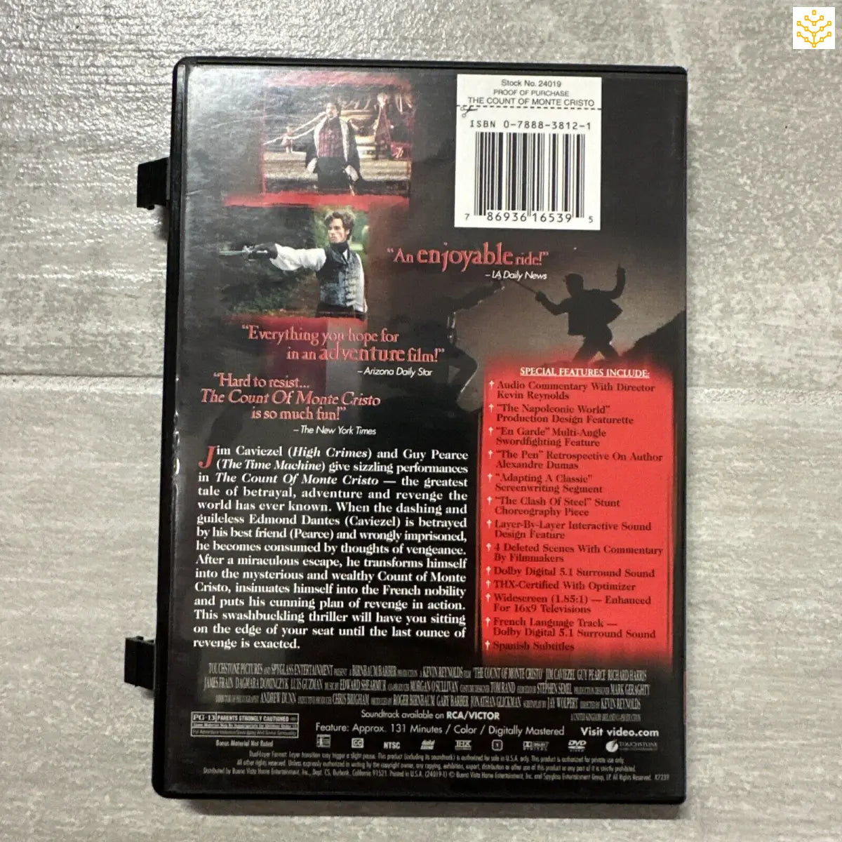 DVD case for the movie ’An Unfinished Life’ showing the back cover with synopsis and special features.